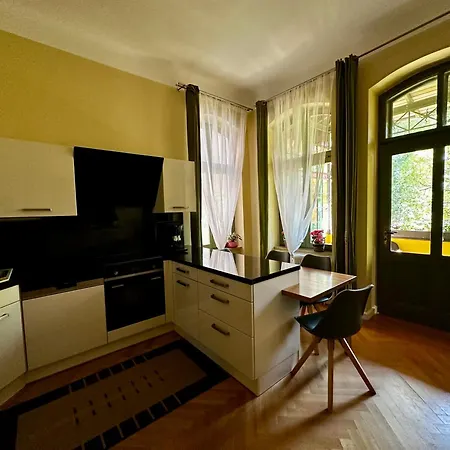 Illuminati Apartment Gotha